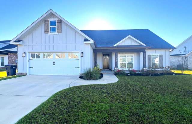 Practically New 4 Bedroom Home in Kathleen is a Must See!! Gallery 1