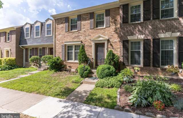 7422 ADAMS PARK COURT - 7422 Adams Park Court, Annandale, VA 22003
