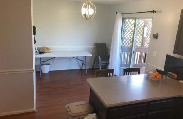2550 Stow Court Gallery 4