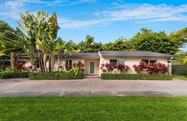 6701 SW 49th Ter photos photos