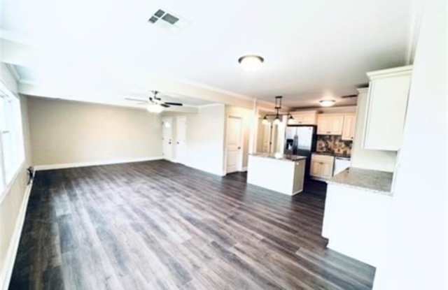 205 DOUGLAS Drive Gallery 2