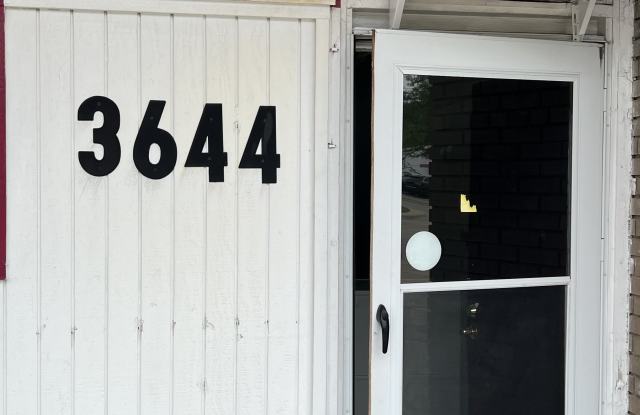 3644 E 9 Mile Rd - 3644 East 9 Mile Road, Warren, MI 48091