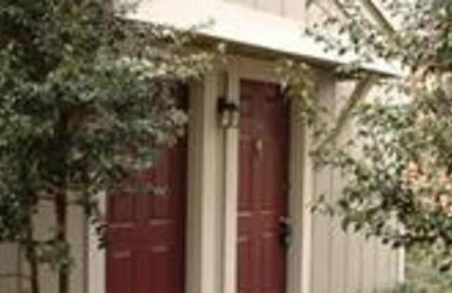 2222 HUNTERS RUN DRIVE Gallery 3