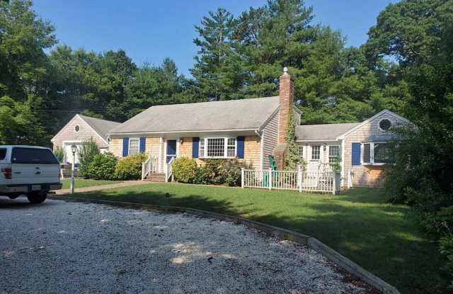 766 Putnam Avenue photos photos