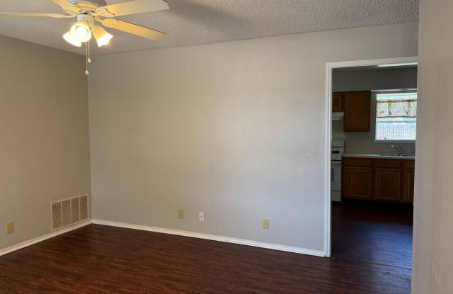 Single Story 3-Bedroom Home Gallery 4