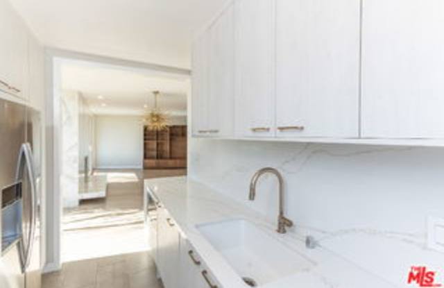 8401 Fountain Avenue - 8401 Fountain Avenue, West Hollywood, CA 90069