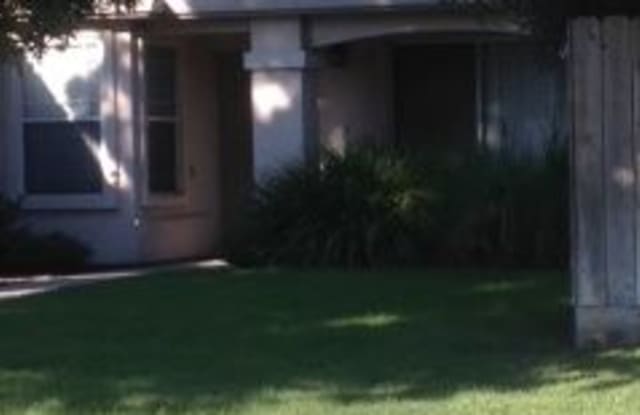 921 Chris Lane - 921 Chris Lane, Turlock, CA 95380