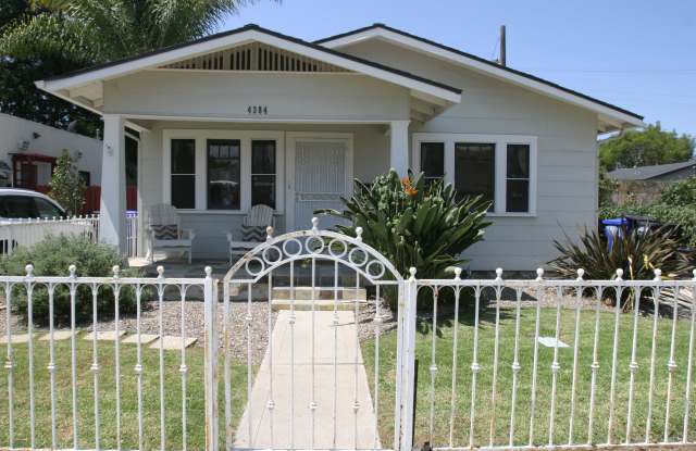 4384 Bancroft St Gallery 2