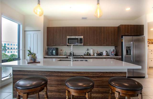 8201 NW 41st Street D-304, Doral, FL 33166 photos photos