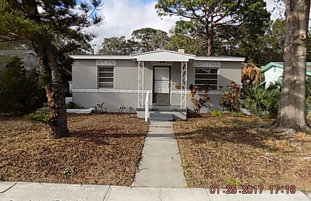 751 Southwest Blvd N - 751 Southwest Blvd N, St. Petersburg, FL 33703