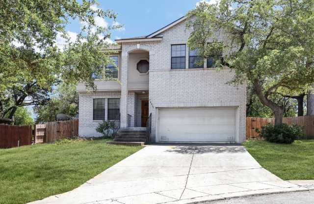 Private Cul-de-Sac Living with Convenient Access photos photos