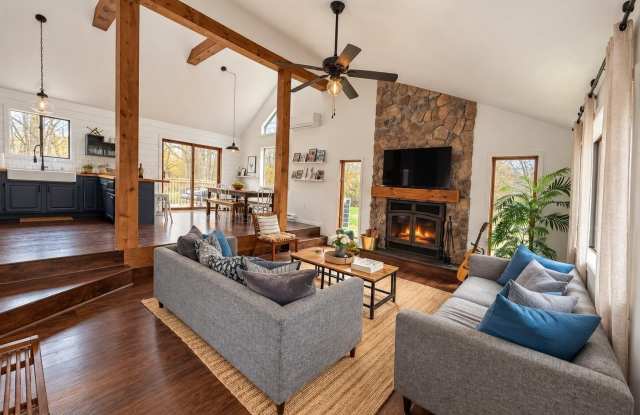 1628 Clover Road Gallery 3
