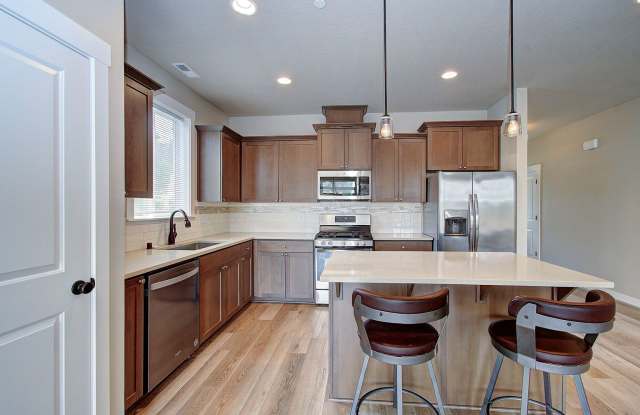 Single Level 3bd 2ba Home in Cul-de-sac Gallery 4