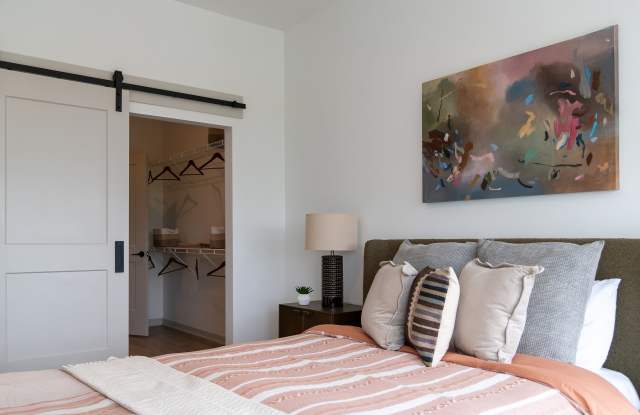 Versa Apartments Gallery 4