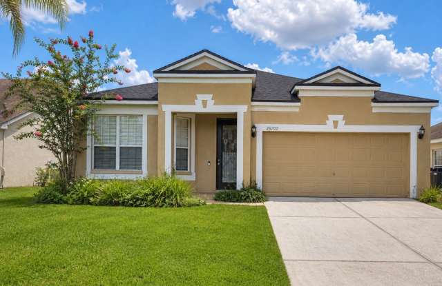 3-Bedroom Home in Lexington Oaks Golf Community – Prime Wesley Chapel Location Gallery 1