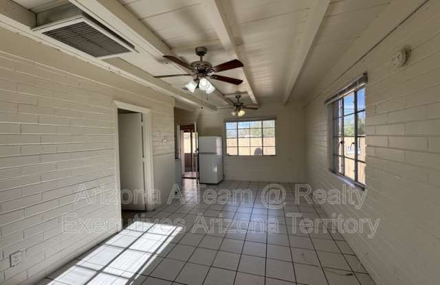 2631 N Fontana Ave photos photos