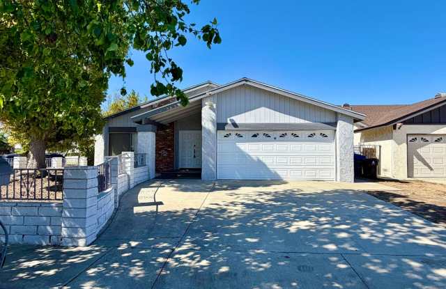 Spacious 4b 2b single-story house in Winnetka! photos photos