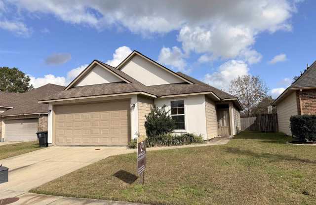 14013 Stone Gate Dr - 14013 Stone Gate Drive, Baton Rouge, LA 70816