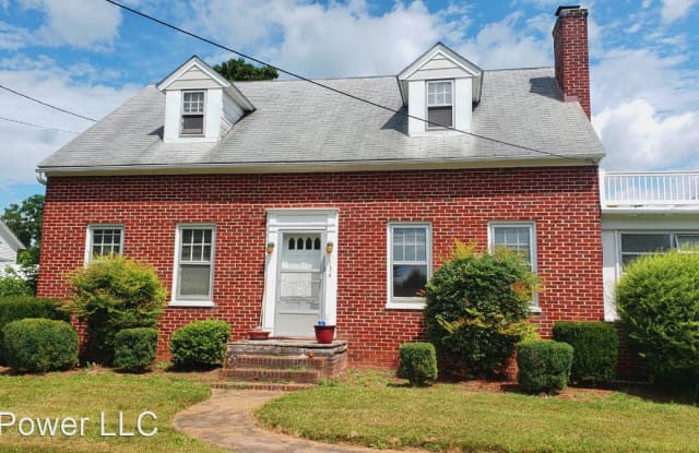 134 Wayside Dr. - 134 Wayside Drive, Weyers Cave, VA 24486