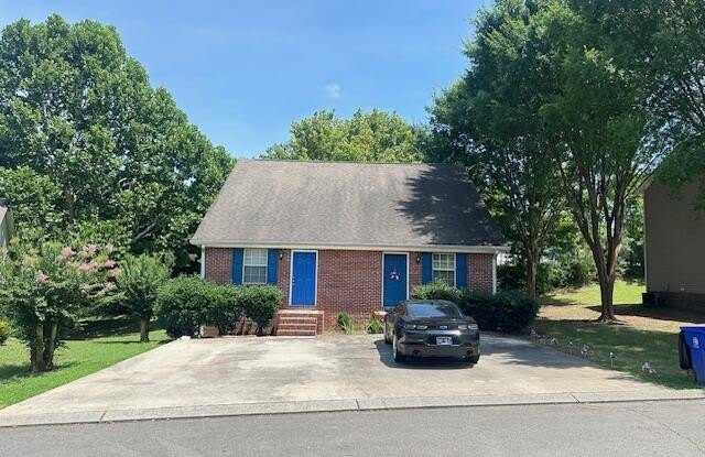 1233 Village Way - 1233 Village Way, Cleveland, TN 37312