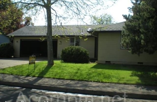 2022 Praslin - 2022 Praslin Street, Eugene, OR 97402