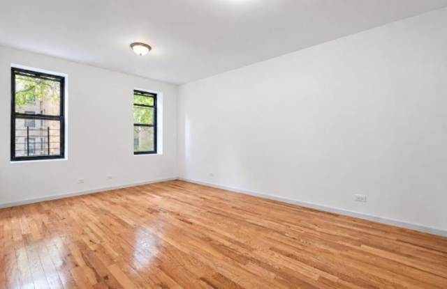 44 Bennett Avenue Gallery 2