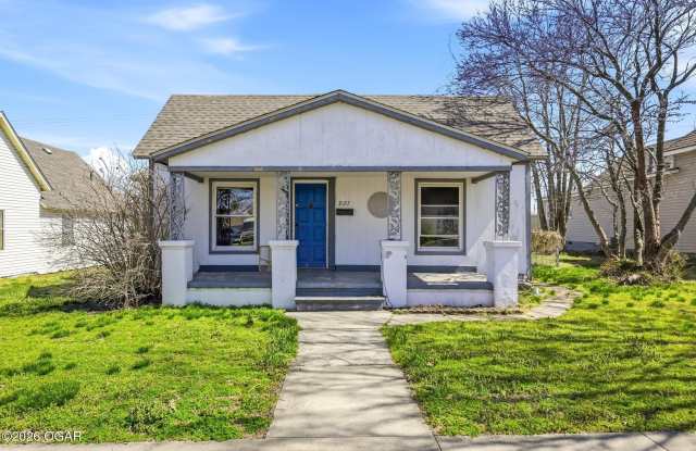 2127 S Joplin Avenue photos photos