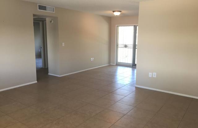 10546 W KINGSWOOD Circle Gallery 3