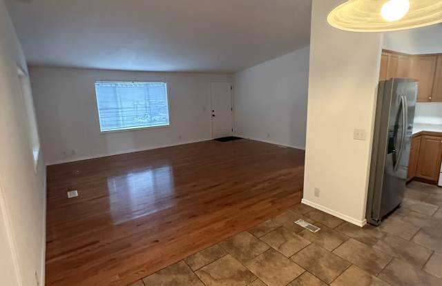 19221 12th Avenue Northeast Gallery 3