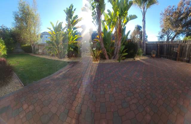 Beautiful home in Sunset Terrace for Rent! Gallery 3