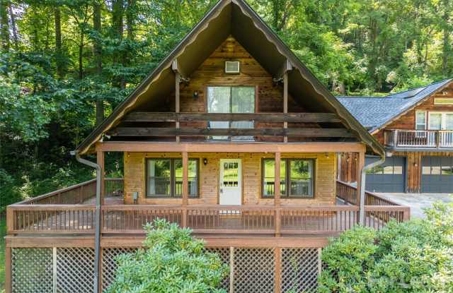 919 N Country Club Drive Gallery 2