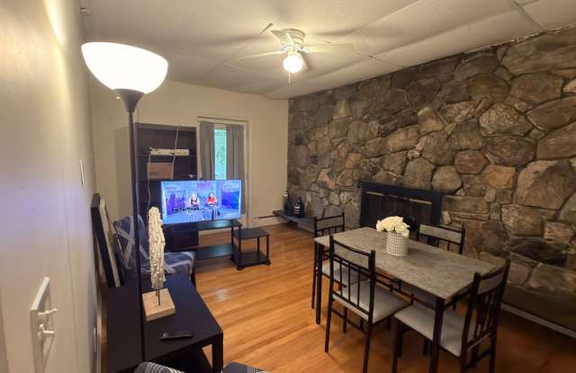 Gorgeous 1.5 bed with great location in Newton available NOW! photos photos