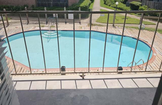 9000 Bissonnet - 812Apt 812 - 9000 Bissonnet Street, Houston, TX 77074