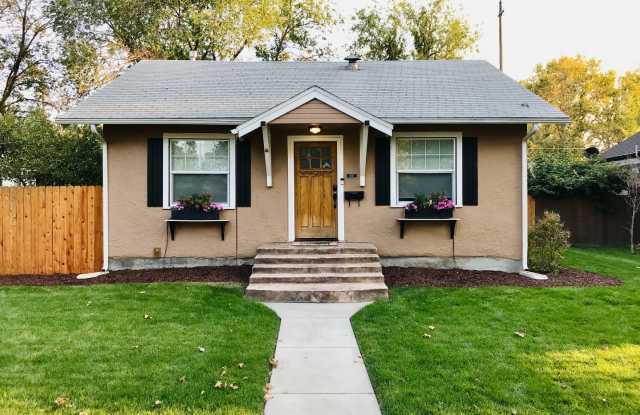 North End Beauty with Bonus Space  Garage! photos photos