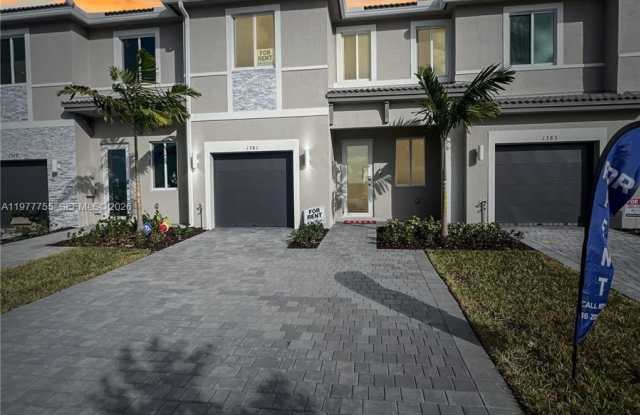 1381 Se 7th Ter photos photos