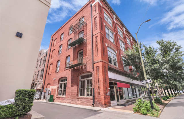 Stunning Corner Loft in the Heart of Historic Downtown Savannah photos photos