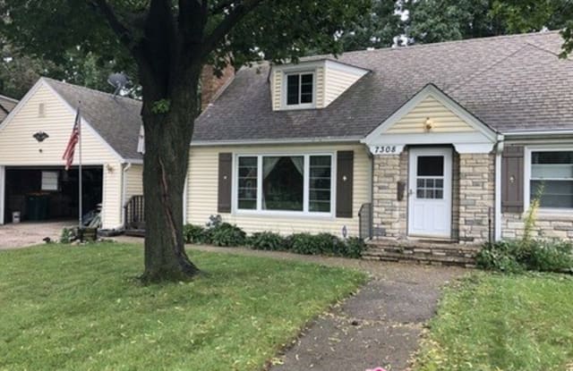 7308 Oakland Avenue - 7308 Oakland Avenue South, Richfield, MN 55423