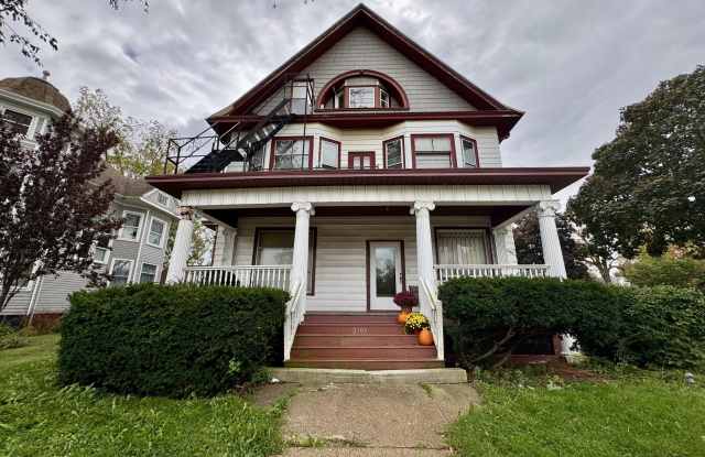 2109 Washington Ave photos photos