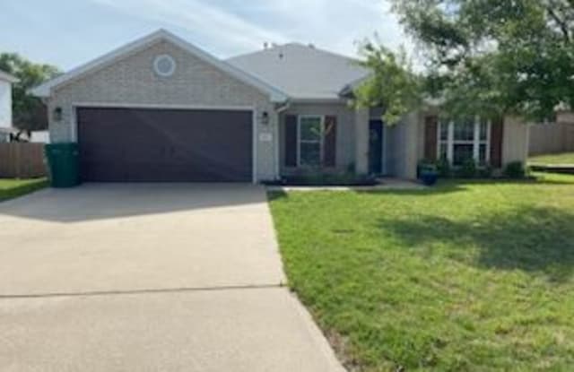 606 Moccasin Drive - 606 Moccasin Drive, Harker Heights, TX 76548
