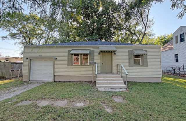 Cute 2 Bedroom Home Near Evangel University! photos photos Cute 2 Bedroom Home Near Evangel University! photos photos