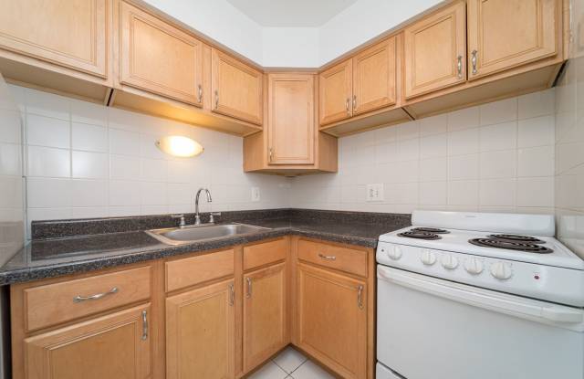 1022-24 W CATALPA AVE photos photos