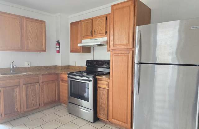 3 bed-1 Bath Available Now! Gallery 1