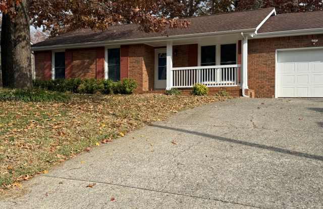 Charming 3 Bedroom, 1.5 Bath Ranch-Style Home - 225 Northwood Terrace, Clarksville, TN 37042