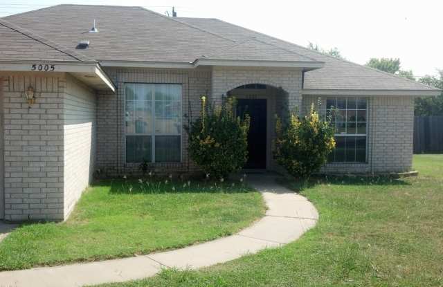 3 Br Home For rent in Killeen TX photos photos