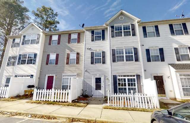 Townhome | Hard Surface Floors Through-Out The Home | Washer/ Dryer Included |Assigned Parking | Community Pool photos photos