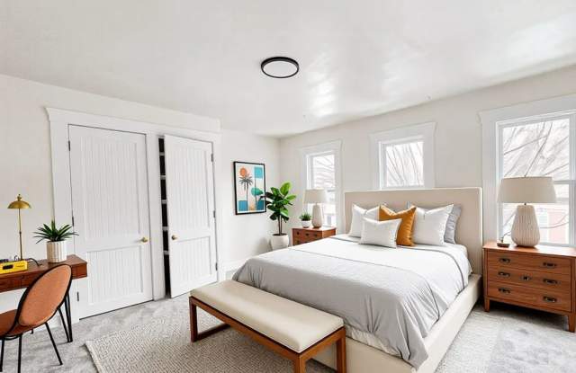 4 Bedroom 1 Bathroom Rowhome in Lancaster! Gallery 1