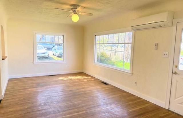 290 S Mountain Ave Gallery 2