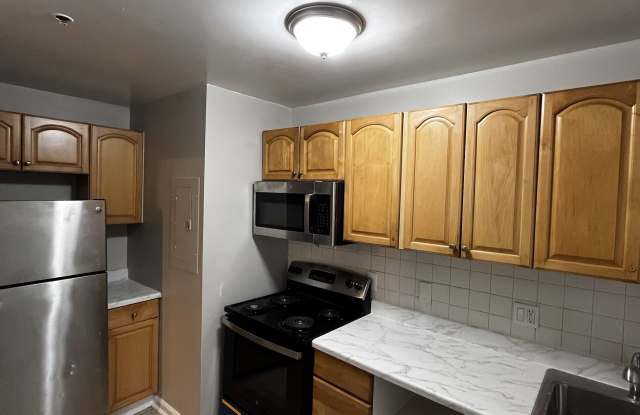 2100 Fendall St. SE, Unit 14 - 2100 Fendall Street Southeast, Washington, DC 20020