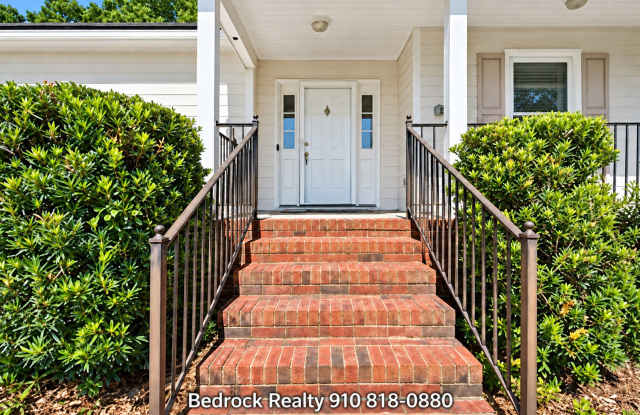 2926 Coachway Drive Gallery 4