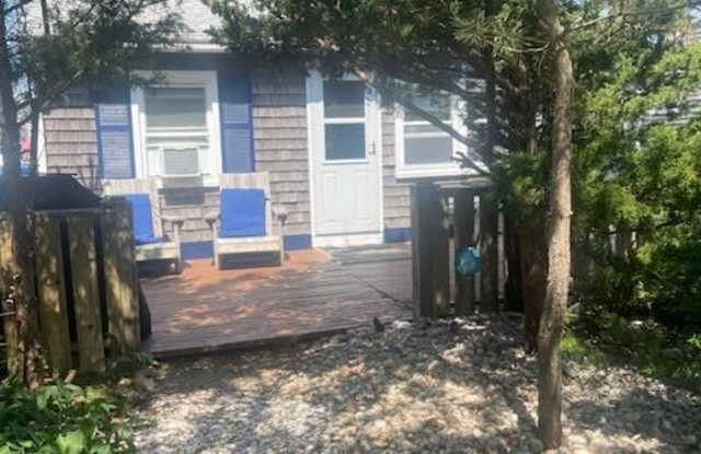 174 N Shore Blvd, #8 photos photos